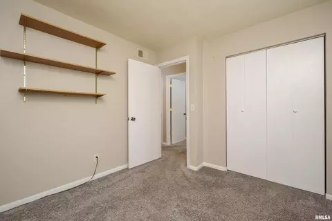 3045 4th St #7, Moline, IL 61265 photo 14