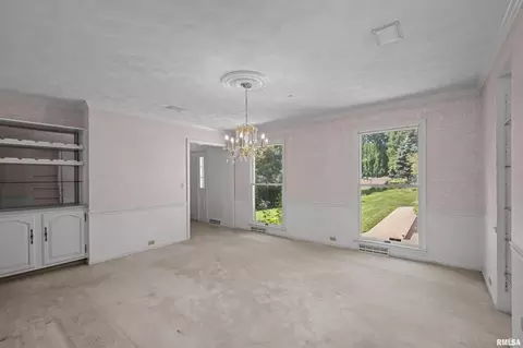 5 White Oak Ct, Moline, IL 61265 photo 12