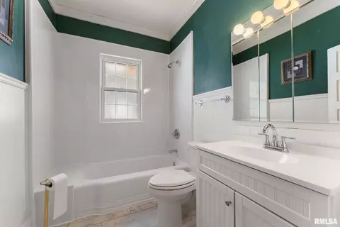 Bath - 1904 30th St, Moline, IL 61265 photo 1 of 1