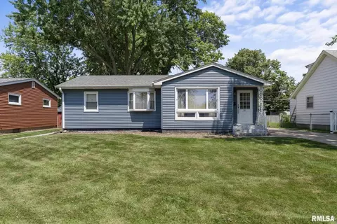 161 40th Ave, East Moline, IL 61244