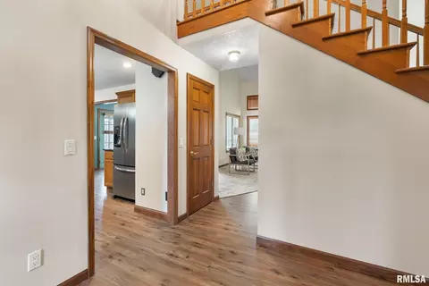 17 Dexter Blvd, Eldridge, IA 52748 photo 17