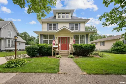611 NW 3rd Ave, Galva, IL 61434