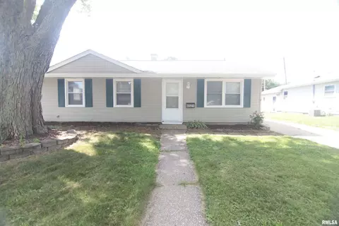 4521 11th Street Ct, East Moline, IL 61244