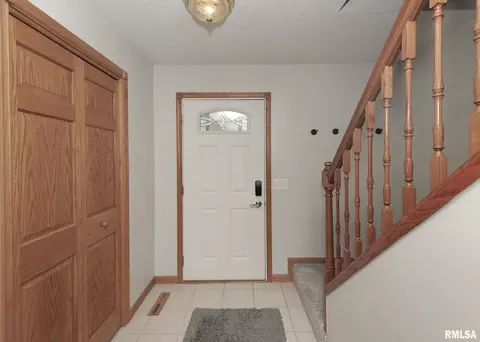 330 Sullivan Dr, Colona, IL 61241 photo 8