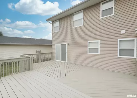 330 Sullivan Dr, Colona, IL 61241 photo 3
