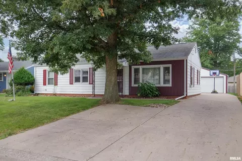 2633 6th St, East Moline, IL 61244