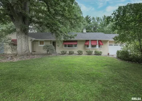 2811 17th St, Rock Island, IL 61201
