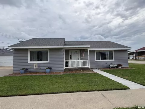 304 9th Ave, Fulton, IL 61252