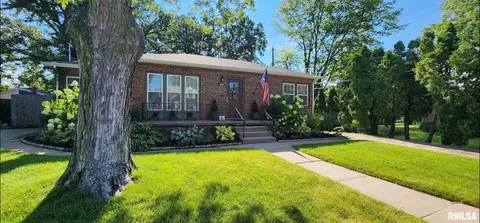 1637 Broadlawn Ave, Davenport, IA 52803