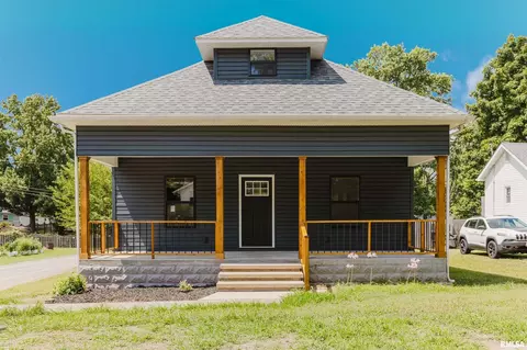 1504 Grand Ave, Johnston City, IL 62951