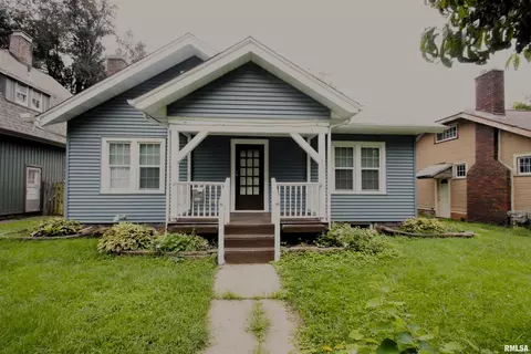 928 21st St, Rock Island, IL 61201