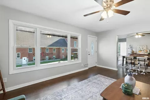 1300 2nd Ave, Silvis, IL 61282 photo 5