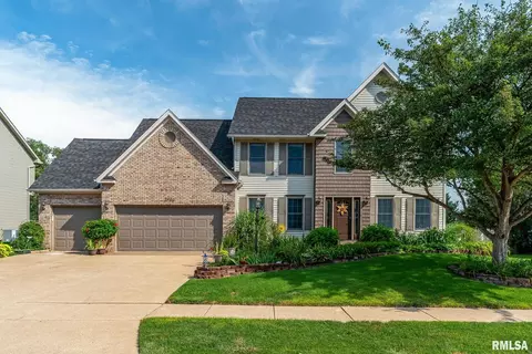 2946 Summertree Ave, Bettendorf, IA 52722