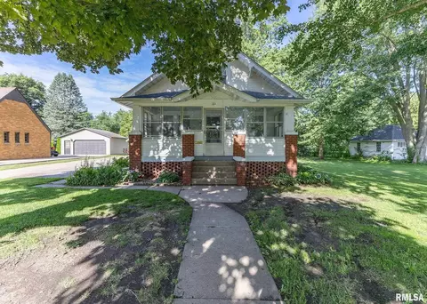 111 N Main St, Cambridge, IL 61238