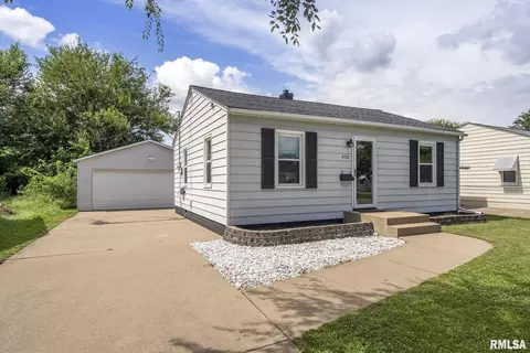 432 5th St E, Milan, IL 61264