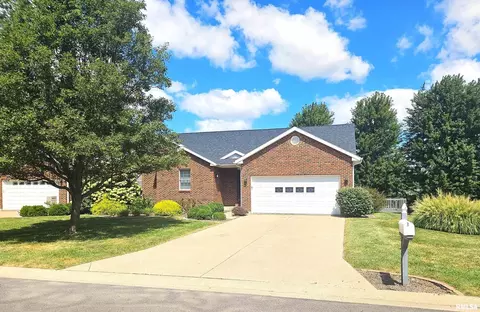 529 Woodbridge Dr, Quincy, IL 62301