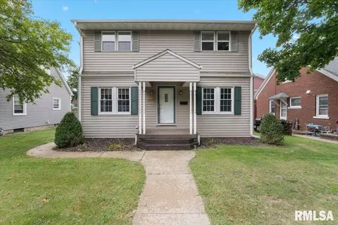 2218 11th Ave, Moline, IL 61265