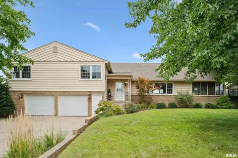 513 W Elk St, Geneseo, IL 61254
