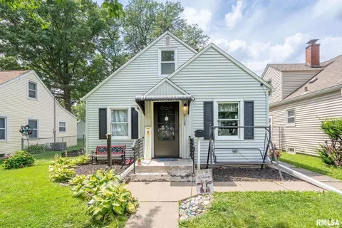 2129 4th St, Moline, IL 61265