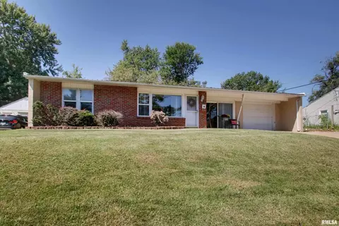 1608 S 24th St, Quincy, IL 62301