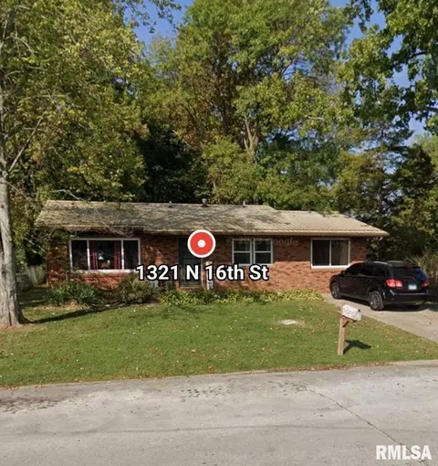 1321 N 16th St, Murphysboro, IL 62966
