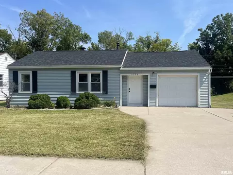 2338 48th St, Moline, IL 61265