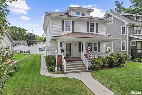 2707 Grand Ave, Davenport, IA 52803