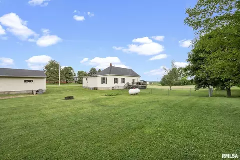 Exterior - 406 234th St, Aledo, IL 61231 photo 5 of 5