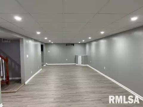 Living - 518 Barden St, Morrison, IL 61270 photo 5 of 5