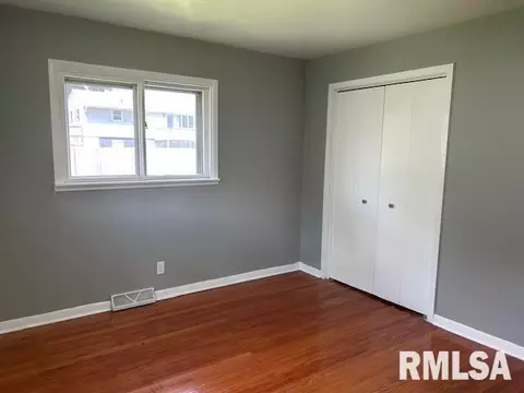 Bedroom - 518 Barden St, Morrison, IL 61270 photo 1 of 2
