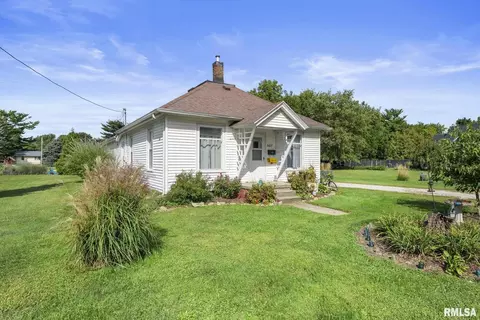 607 NW 8th Ave, Aledo, IL 61231
