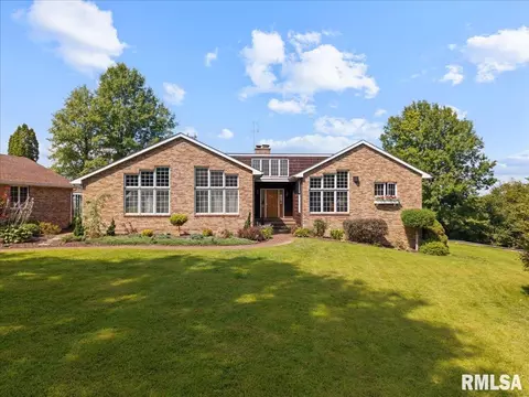 15625 80th Ave W, Taylor Ridge, IL 61284