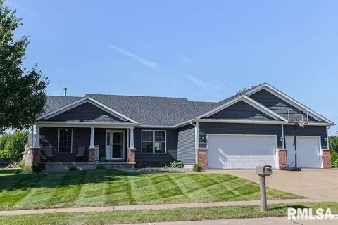 6006 Lorton Ave, Davenport, IA 52807