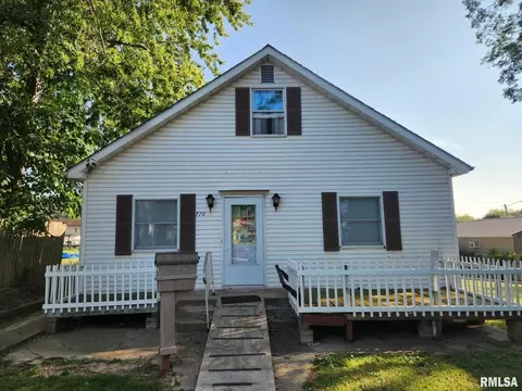 710 Jackson St, Quincy, IL 62301