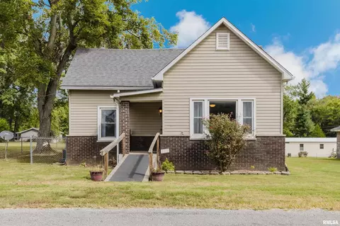 206 Hunter St, Marion, IL 62959