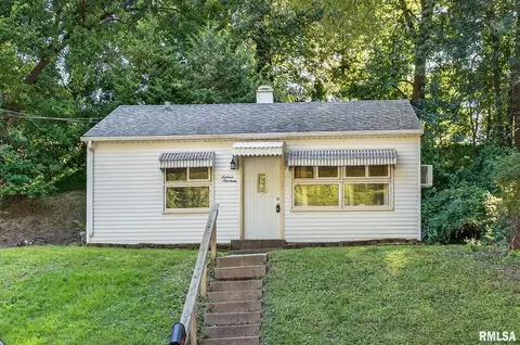 1619 Christie St, Davenport, IA 52803