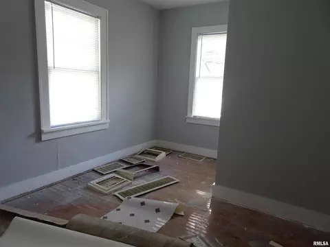 917 3rd St, Silvis, IL 61282 photo 20