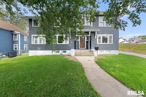 1134 Tremont Ave, Davenport, IA 52803