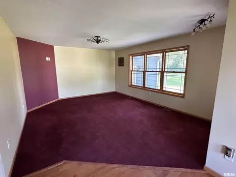 Living - 10525 Two Mile Rd, Thomson, IL 61285 photo 1 of 1