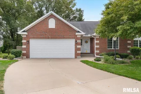3028 16th Street Ct, East Moline, IL 61244