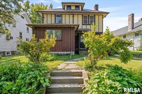 748 20th Ave, East Moline, IL 61244