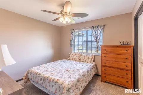 400 E Franklin St #202, Eldridge, IA 52748 photo 16