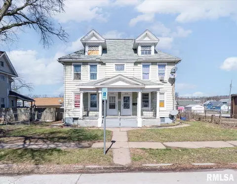 1636 W 3rd St, Davenport, IA 52802