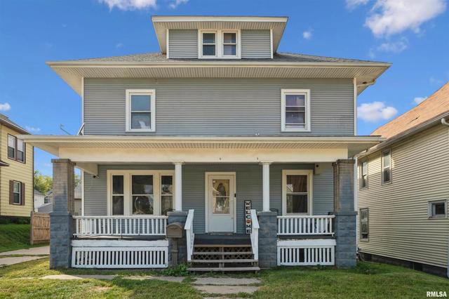 130 9th St, Silvis, IL 61282