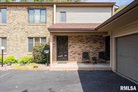 721 51st Ave, East Moline, IL 61244