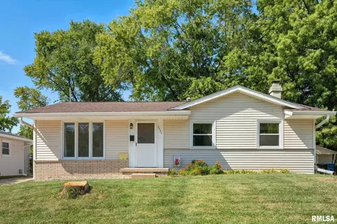 3531 38th St, Moline, IL 61265