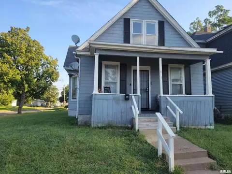801 12th Ave, Rock Island, IL 61201