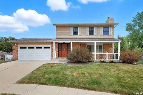 4331 Augusta Ct, Bettendorf, IA 52722