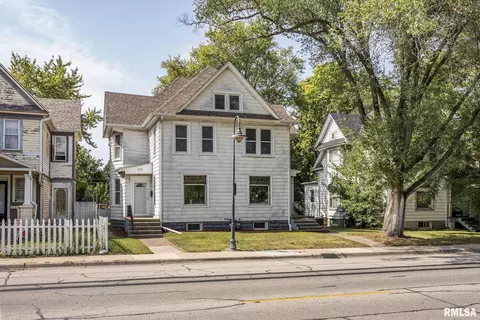 1018-1020 17th St, Rock Island, IL 61201