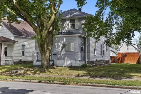 539 16th Ave, East Moline, IL 61244